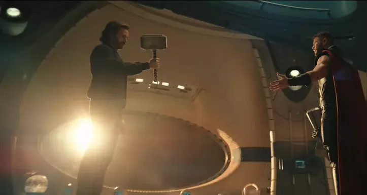 Cena do trailer de Vingadores: Doutor Destino