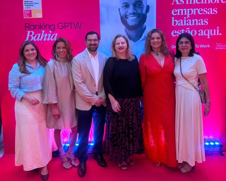 Luciana Silva, Marly Vidal, Herbert William, Lídia Abdalla, Agnaluce Moreira e Carolina Neves na premiação