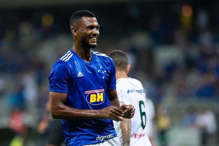 Igor Thiago pelo Cruzeiro