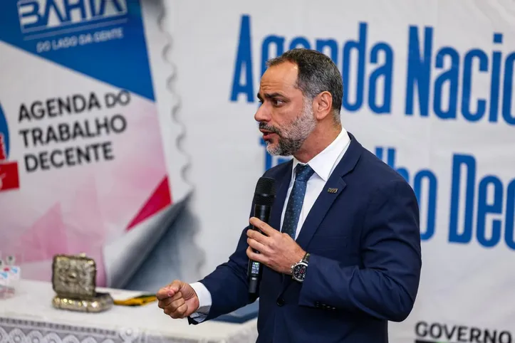 Secretário do Trabalho, Emprego, Renda e Esporte, Augusto Vasconcelos,