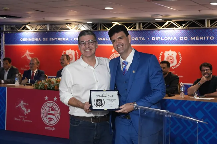 Entrega da Comenda Waldemar Costa