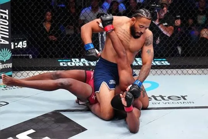 Felipe Franco no UFC Londres