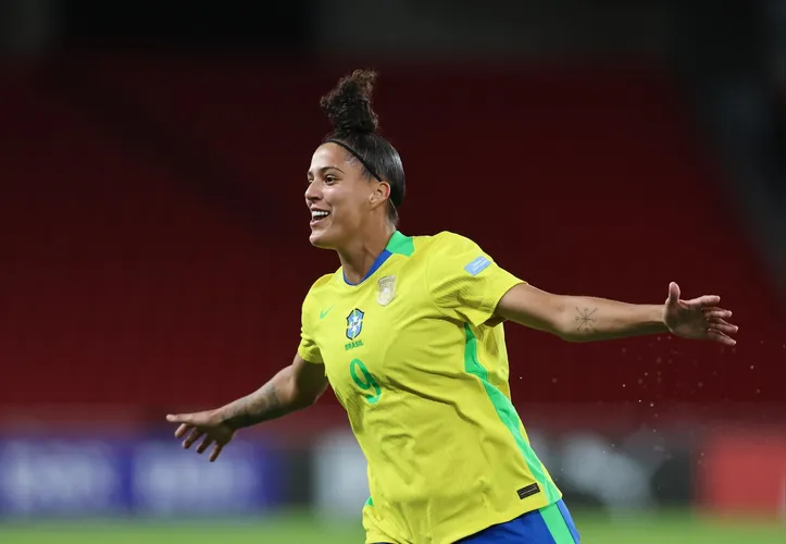 Amanda Gutierres pela Seleção Brasileira