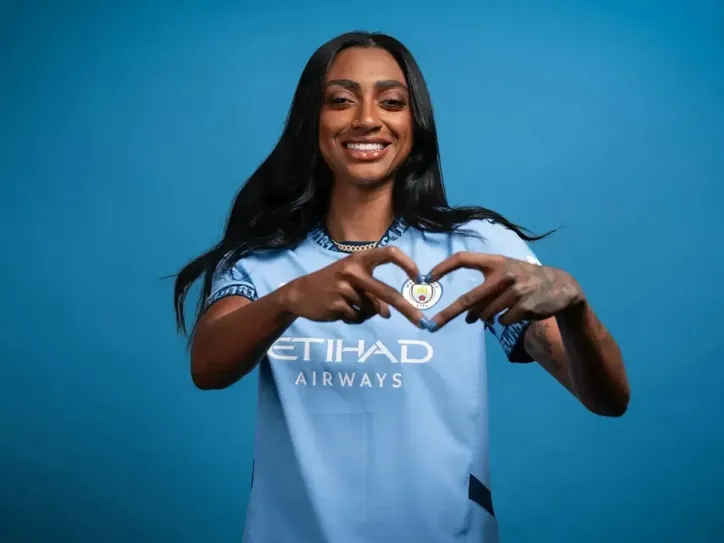 Kerolin pelo Manchester City