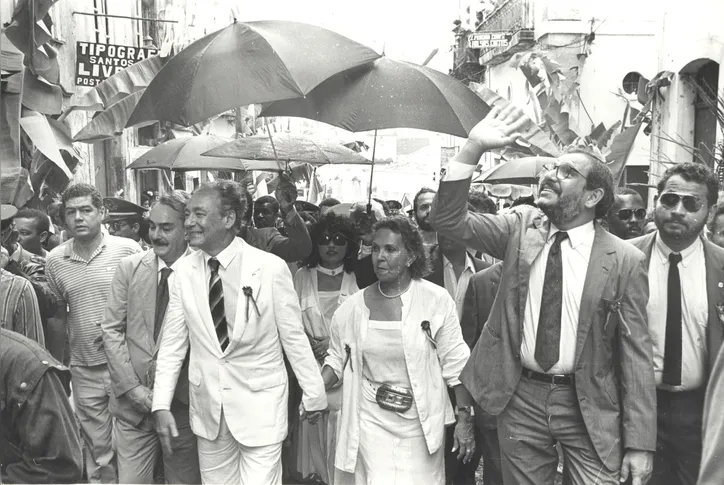 Waldir Pires ao lado de Yolanda Pires, sua esposa, e Mário Kertesz, prefeito de Salvador
