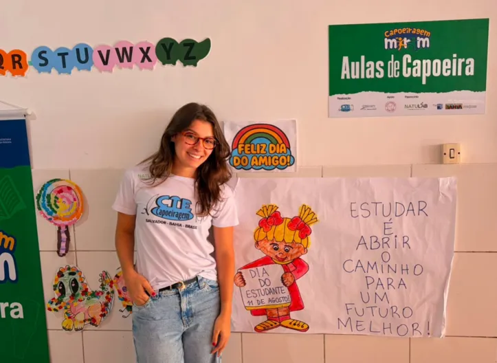 Psicóloga Clara Biscarde Carvalho, coordenadora auxiliar da Escola Comunitária do Bate Facho