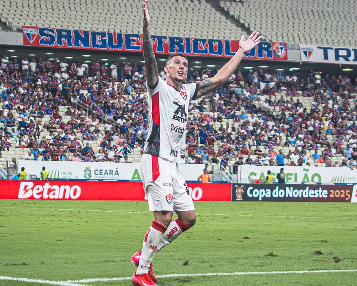 Baralhas marcou gol no Castelão em 2025