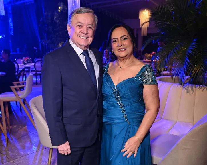 Kelsor Fernandes e Cassia Fernandes, anfitriões da noite de prestígio no Cerimonial Pupileira