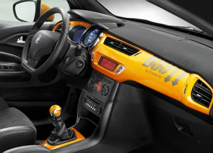 Interior Citroën DS3 Racing