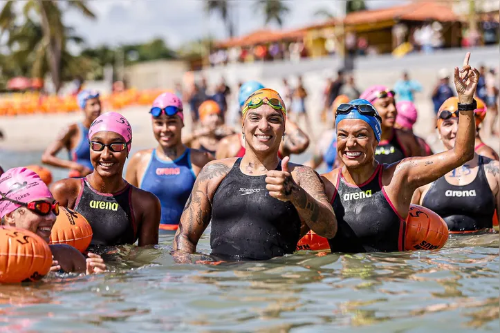 Ana Marcela Cunha na Travessia Mar-Grande Salvador