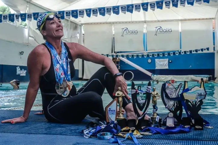 Desirée Dalia, nadadora da Travessia Mar Grande-Salvador há décadas