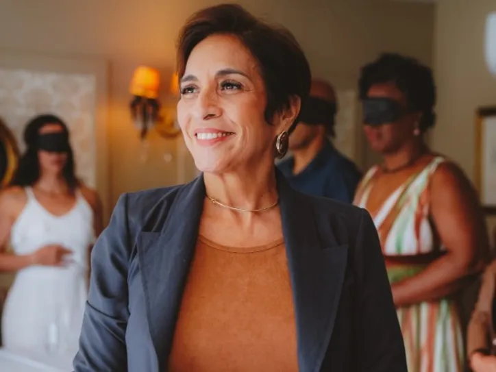 Dina Rachid, referência na comunicação feminina, amplia sua atuação pelo Brasil