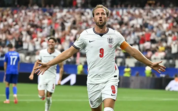 Harry Kane tenta promover 'reencontro' entre ingleses e Copa do Mundo