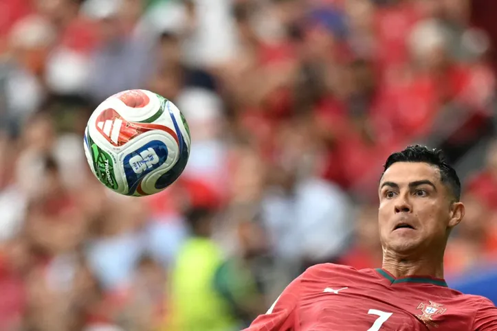 Cristiano Ronaldo por Portugal