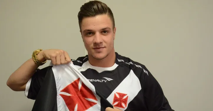 Renato Kayzer pelo Vasco