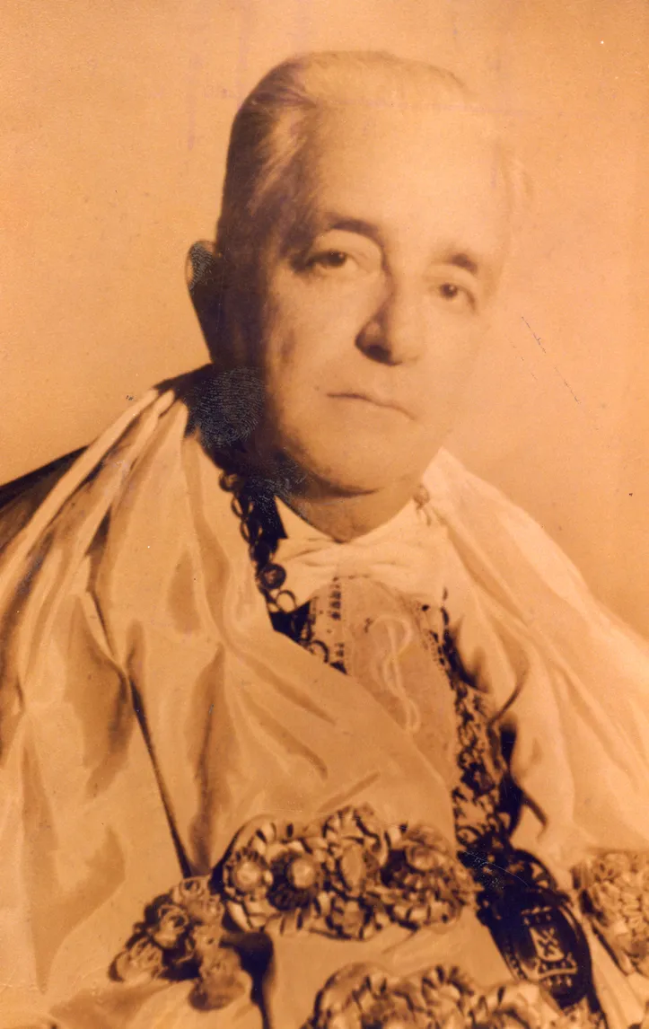 Edgard Santos era médico e foi o reitor que articulou a criação da Ufba