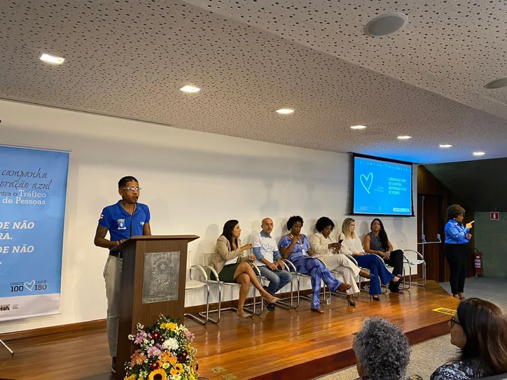 Luis Henrique palestrando