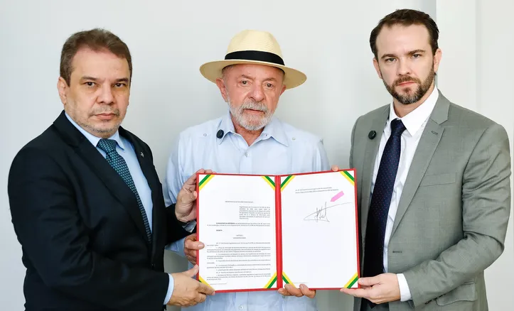Presidente Lula assina decreto que direciona dinheiro de bets ilegais para a segurança pública