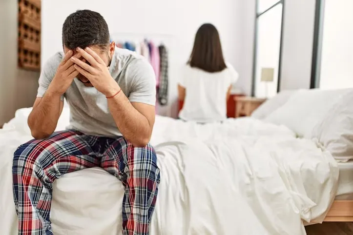 Perda de interesse sexual na parceira é um dos impactos do vício em pornografia
