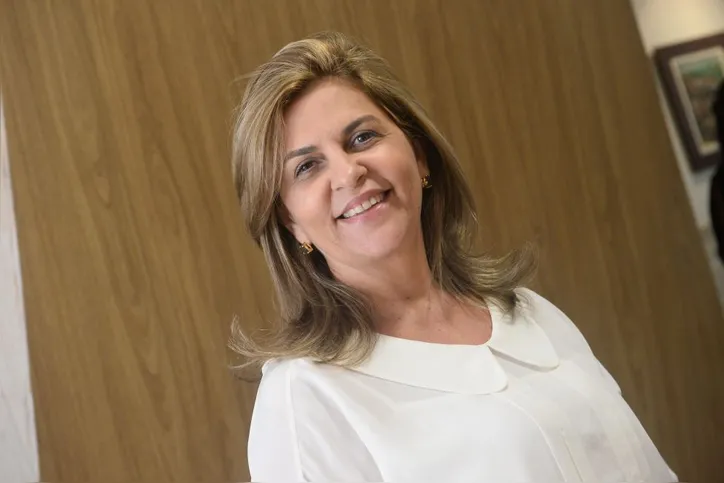Leila Brito, a querida aniversariante de hoje