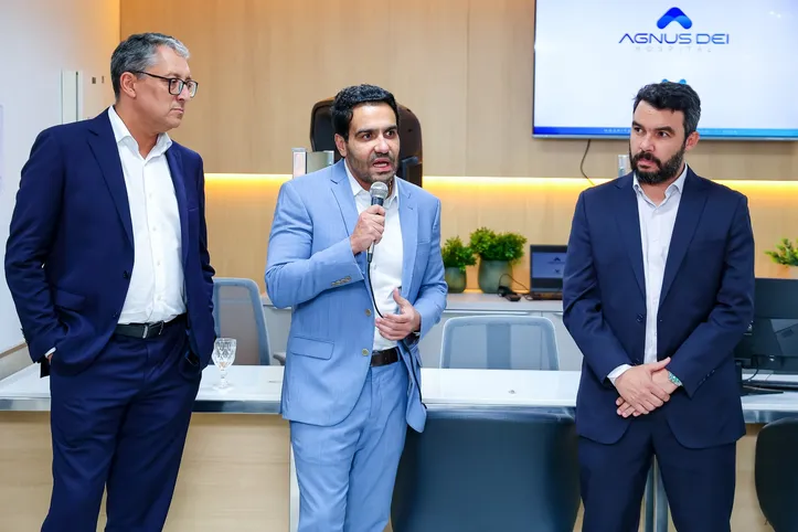 Os médicos Sydney Agareno, Paulo Sérgio e Rodrigo Cavalcanti