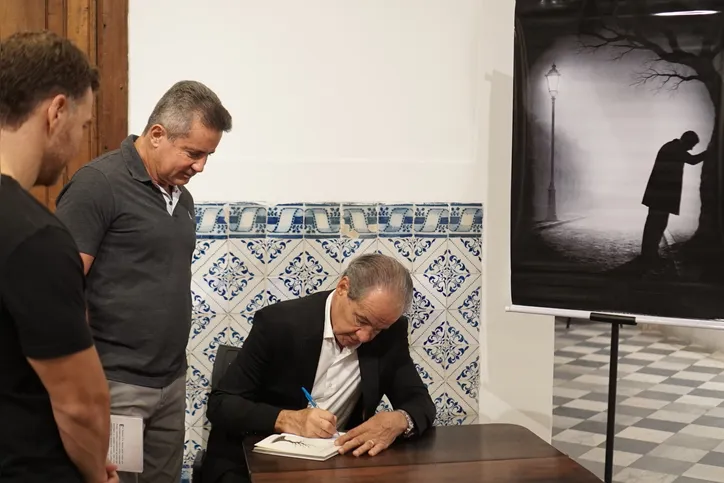 Autógrafo para o médico Marcos Machados