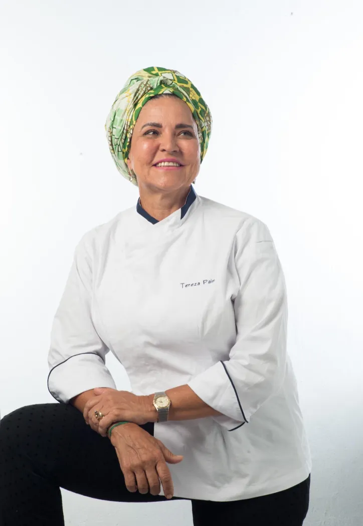 Tereza Paim no Chez Bernard, em mais uma noite de sabores entre Bahia e França