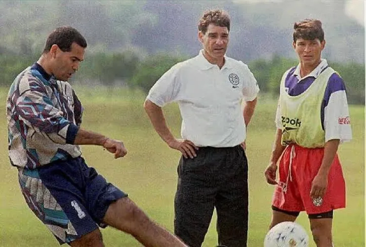 Paulo César Carpegiani treinou o Paraguai na Copa de 1998