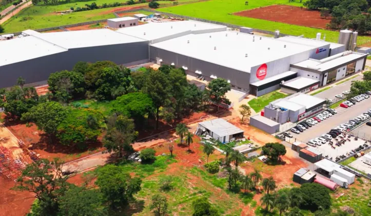 Grupo responsável pela Coca-Cola