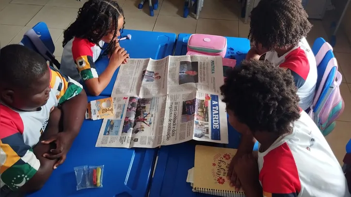 Professora utilizou o jornal como ferramenta para estimular escrita e interpretação