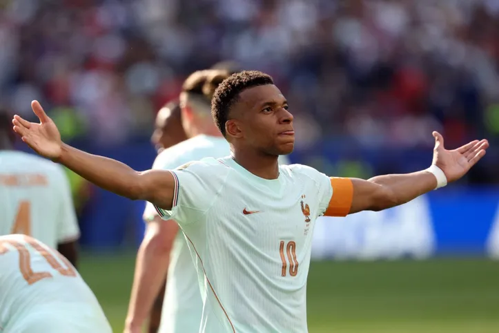 Mbappé pela França