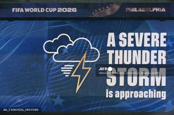 Aviso no estádio