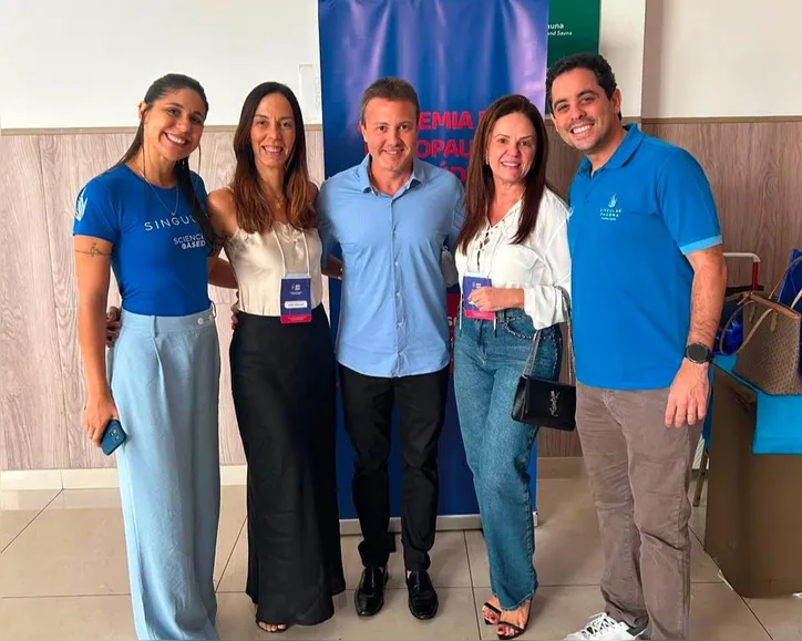 Monica Dias, Janine Barradas, Glauber Branco, Claudia Branco e Bruno Brasil