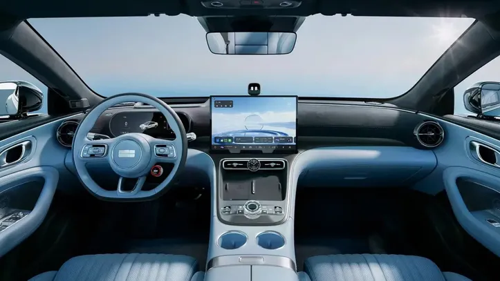 interior Galaxy TT