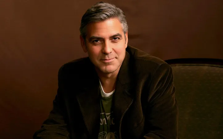 George Clooney teve que sair de casa