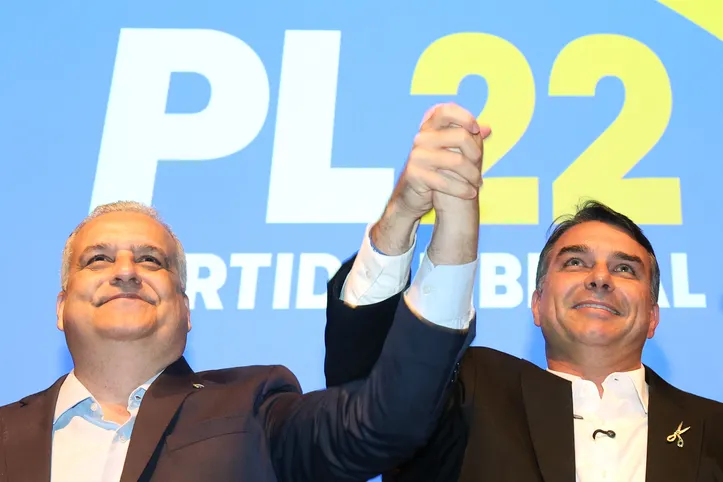 Alfredo Gaspar e Flávio Bolsonaro