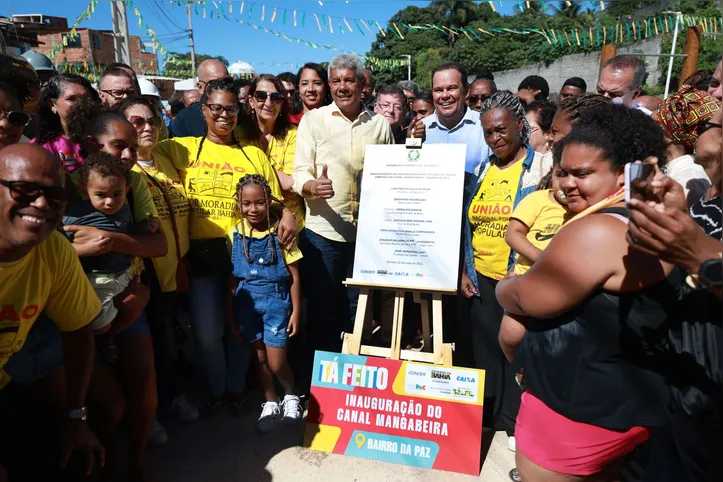 Governador Jerônimo Rodrigues esteve ao lado do vice, Geraldo Júnior na entrega da obra.