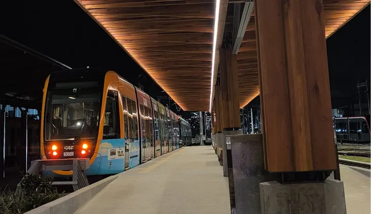 VLT de Salvador na estação Calçada.
