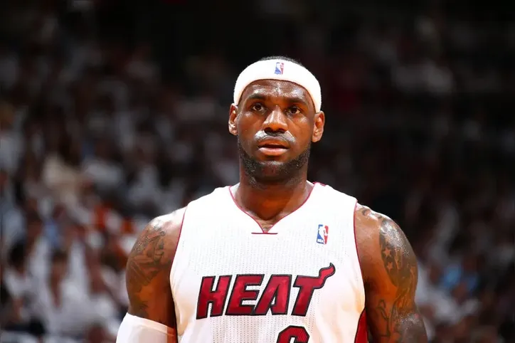LeBron James pelo Miami Heat