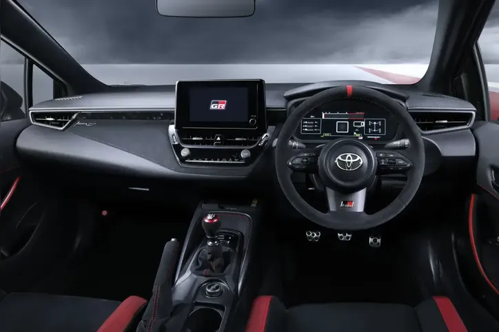 Painel do Toyota GR Corolla Morizo RR