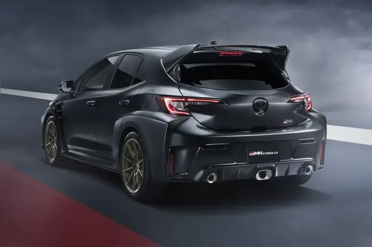 Traseira do GRMN Corolla