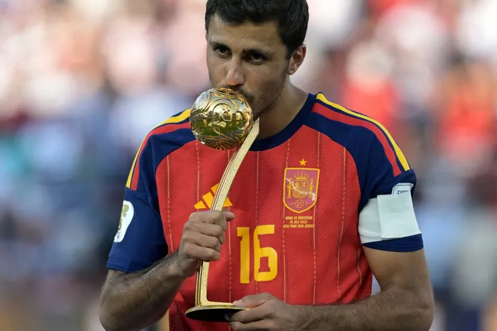 Rodri foi eleito o melhor jogador da Copa do Mundo de 2026