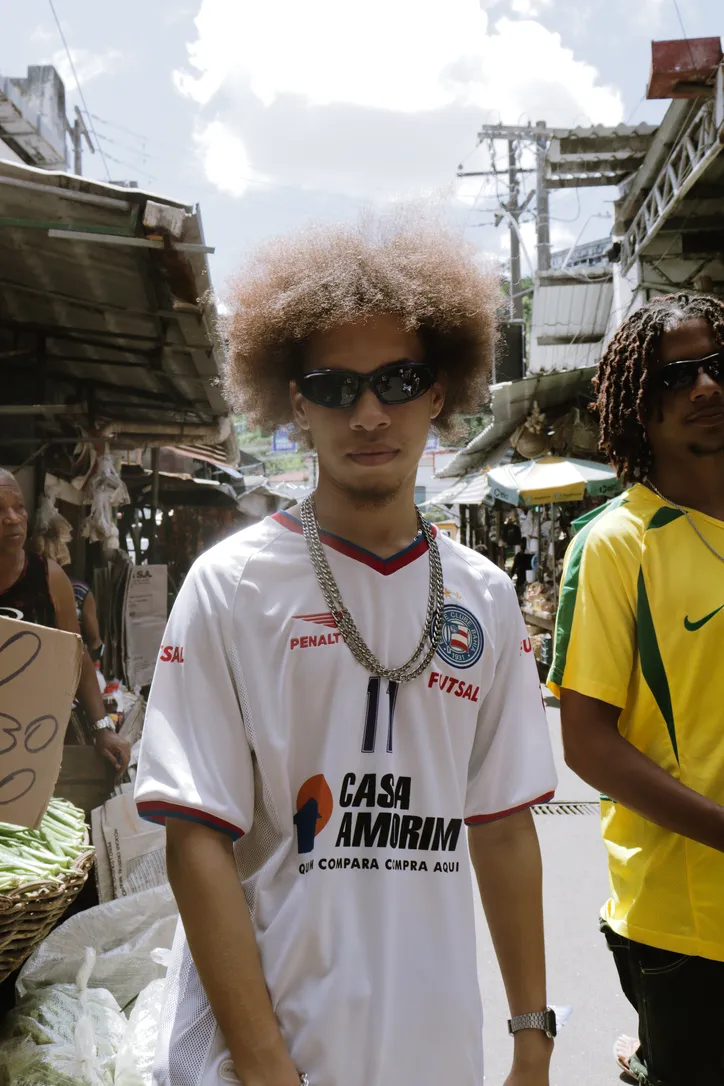 Imagem ilustrativa da imagem Moda circular em Salvador: guia do garimpo popular que pulsa na cidade