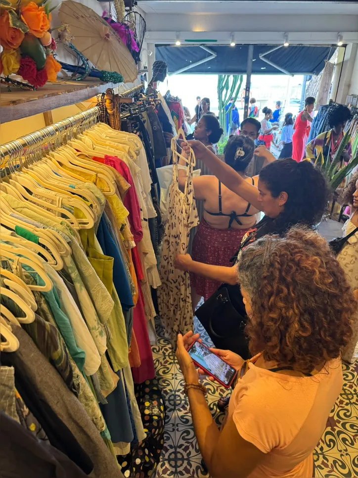 Imagem ilustrativa da imagem Moda circular em Salvador: guia do garimpo popular que pulsa na cidade