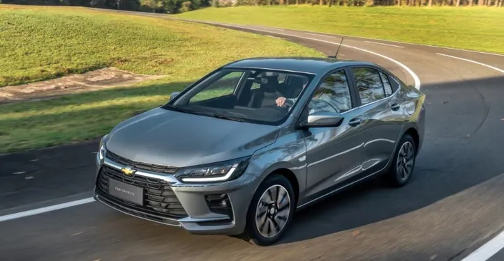 Chevrolet Onix Plus