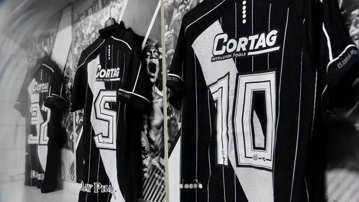 Camisas Ponte Preta