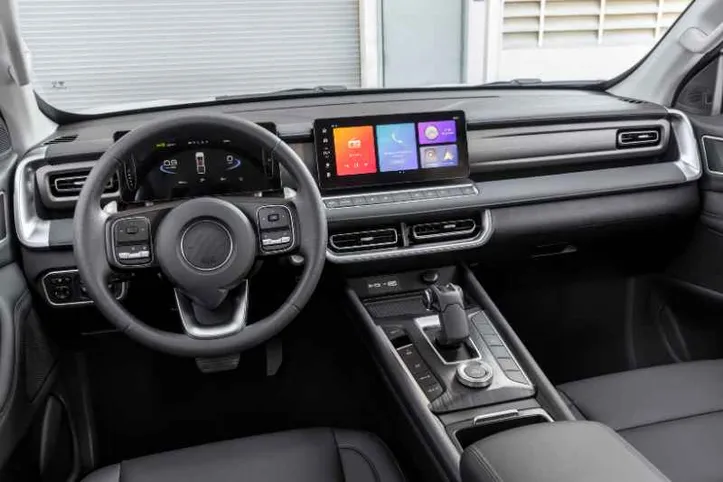 Interior GWM Poer P30
