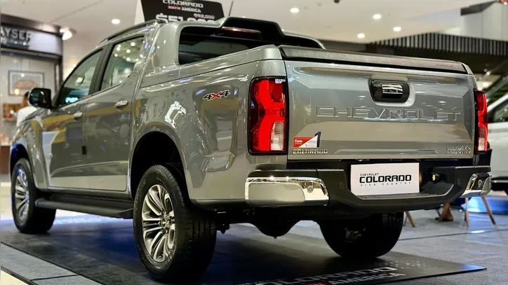 Traseira da Chevrolet Colorado 2026