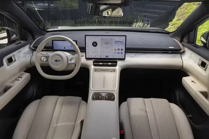 Interior Chevrolet Captiva PHEV