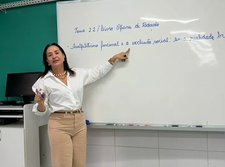 Professora Sidinéia Azevedo